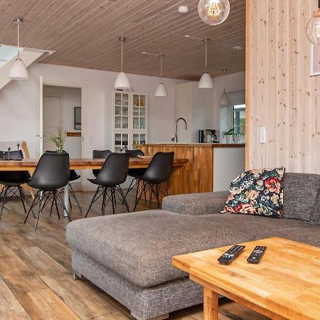 10 Person Holiday Home In Glesborg Εξωτερικό φωτογραφία