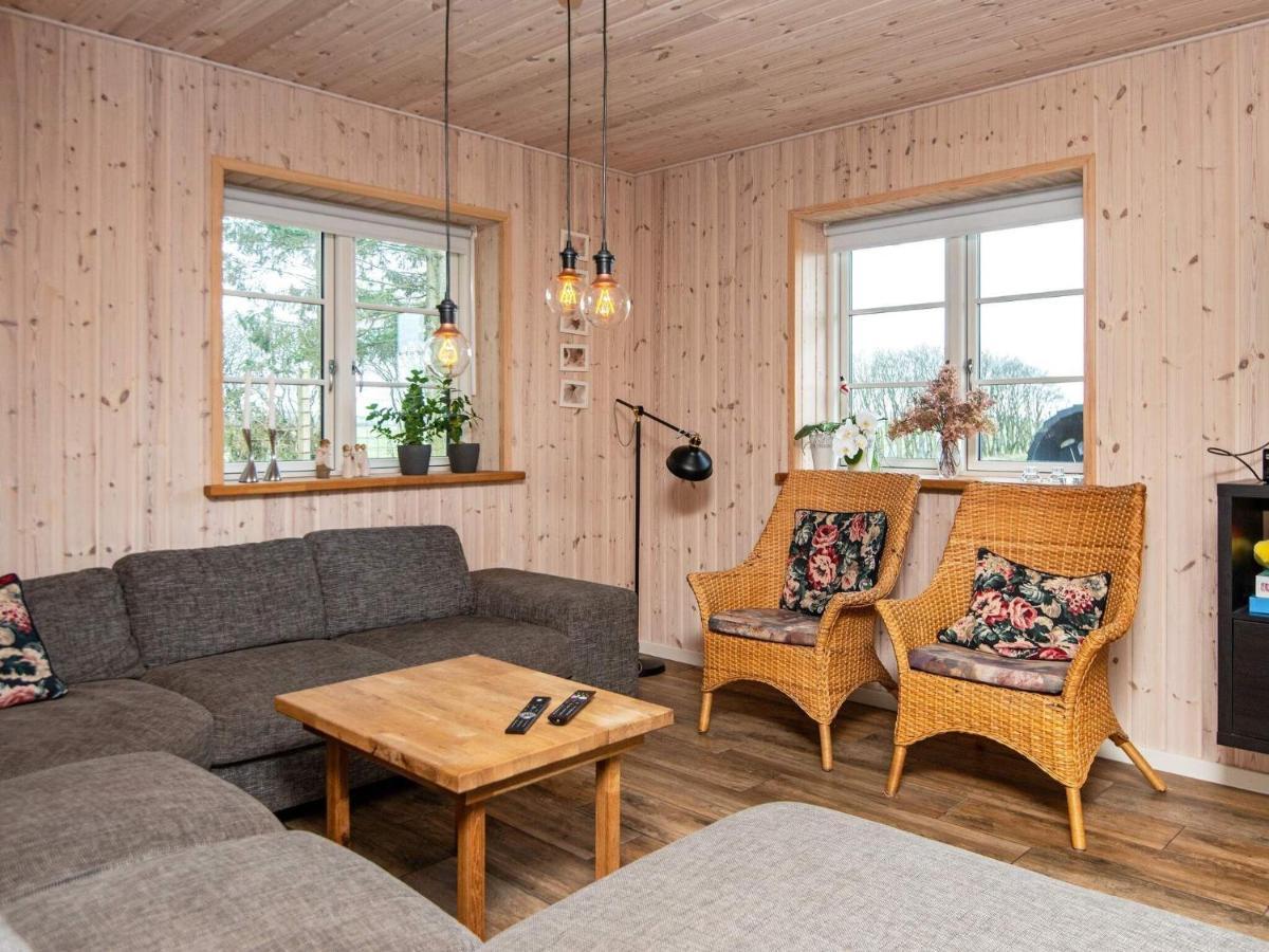 10 Person Holiday Home In Glesborg Εξωτερικό φωτογραφία