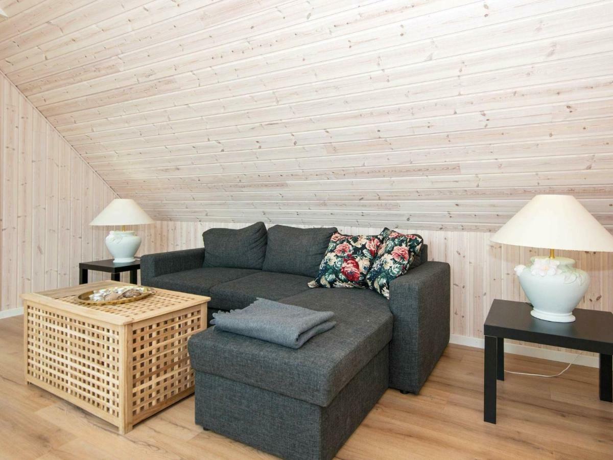 10 Person Holiday Home In Glesborg Εξωτερικό φωτογραφία