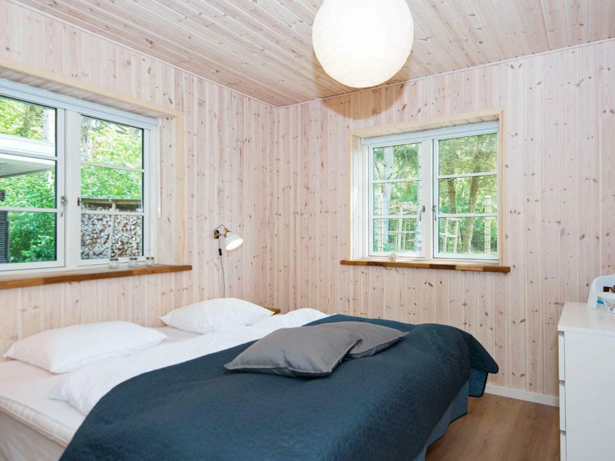 10 Person Holiday Home In Glesborg Εξωτερικό φωτογραφία